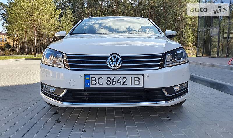 Універсал Volkswagen Passat 2013 в Львові