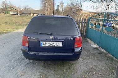 Універсал Volkswagen Passat 2000 в 