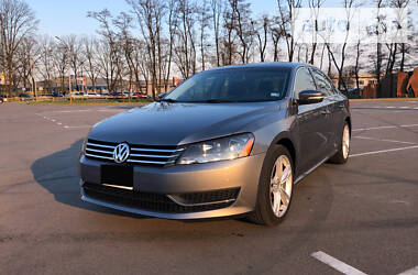 Седан Volkswagen Passat 2014 в 