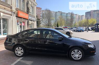 Седан Volkswagen Passat 2005 в Тернополе