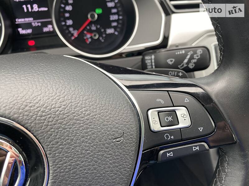 Універсал Volkswagen Passat 2016 в Києві