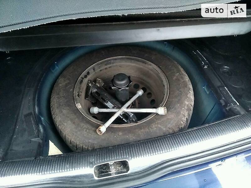 Универсал Volkswagen Passat 1999 в Ивано-Франковске