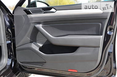 Універсал Volkswagen Passat 2015 в 