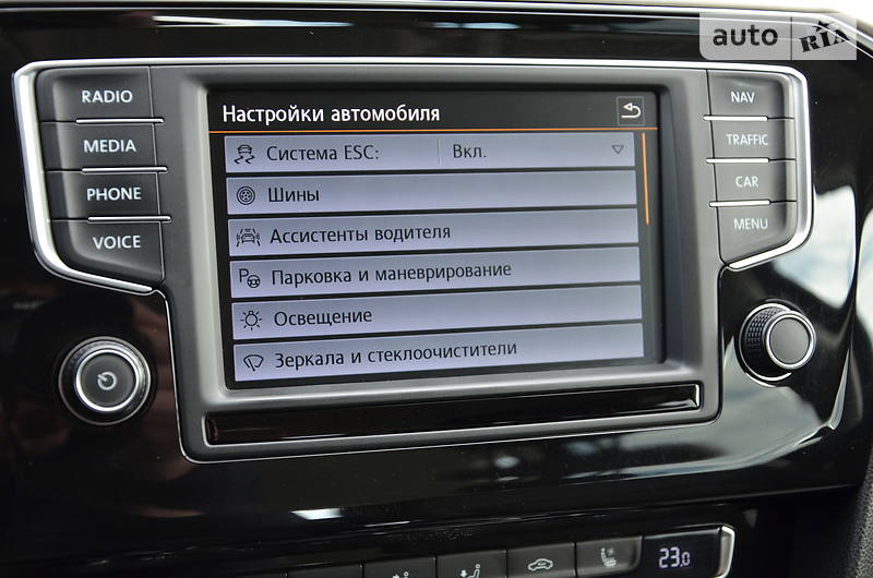 Універсал Volkswagen Passat 2015 в Луцьку