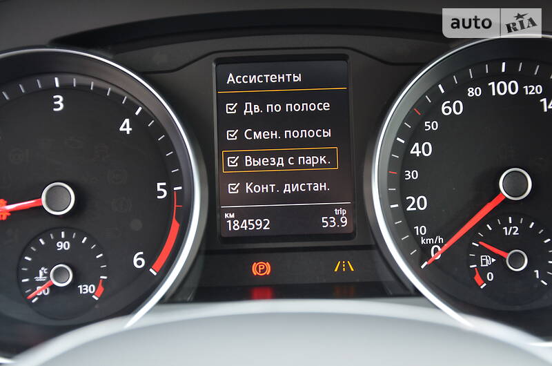 Універсал Volkswagen Passat 2015 в Луцьку