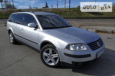Універсал Volkswagen Passat 2005 в 