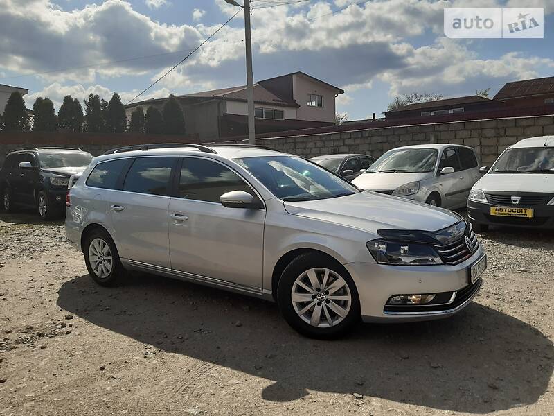 Універсал Volkswagen Passat 2014 в Кропивницькому