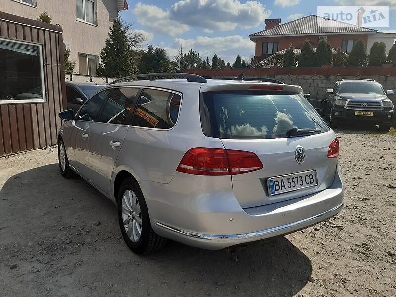 Універсал Volkswagen Passat 2014 в Кропивницькому