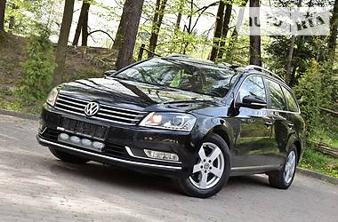 Універсал Volkswagen Passat 2011 в 