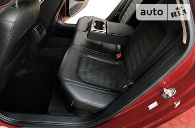 Седан Volkswagen Passat 2015 в 
