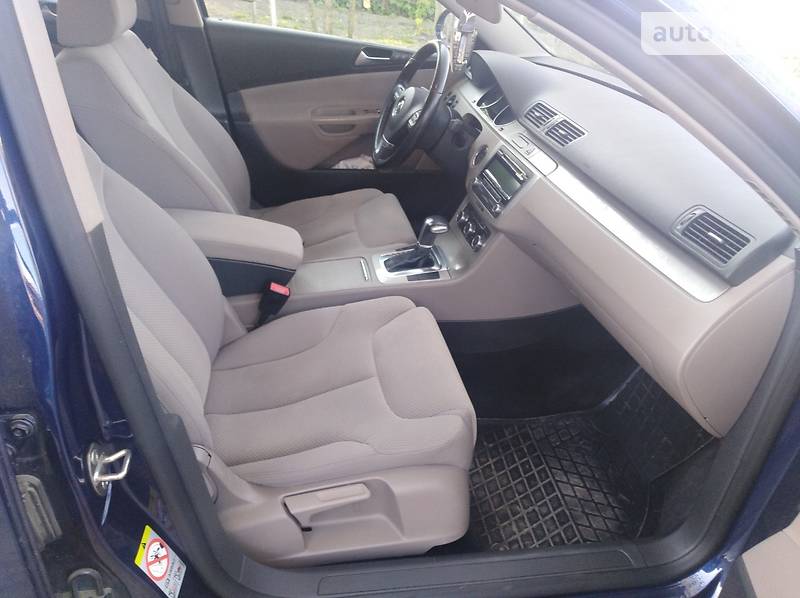 Універсал Volkswagen Passat 2010 в Львові