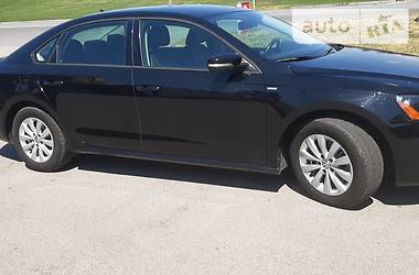 Седан Volkswagen Passat 2015 в 