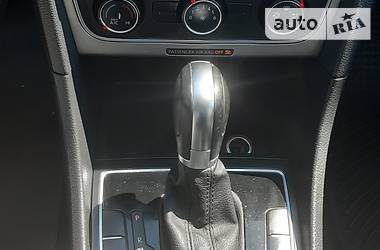 Седан Volkswagen Passat 2015 в 