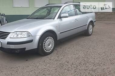 Універсал Volkswagen Passat 2000 в 