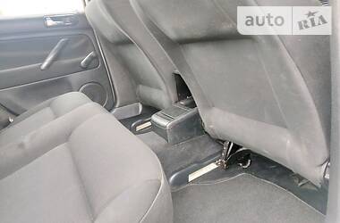 Універсал Volkswagen Passat 2000 в 