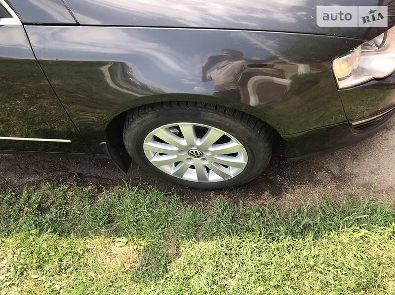 Седан Volkswagen Passat 2008 в Києві