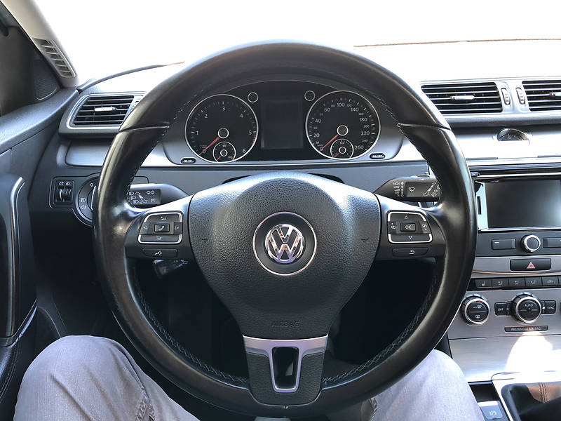 Універсал Volkswagen Passat 2014 в Стрию