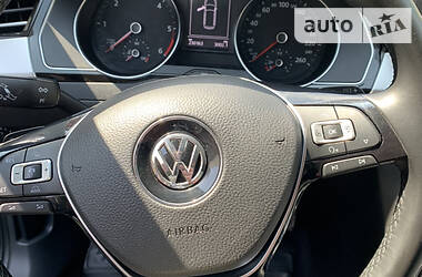 Універсал Volkswagen Passat 2014 в 