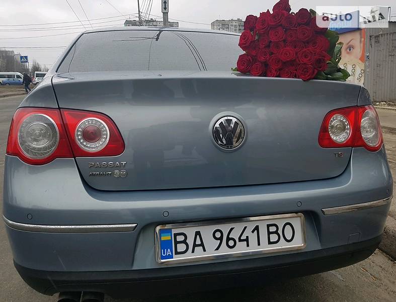 Седан Volkswagen Passat 2010 в Києві