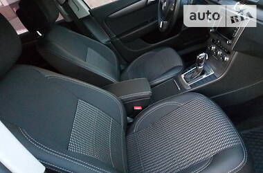 Седан Volkswagen Passat 2012 в 
