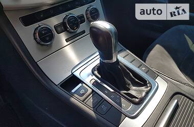 Седан Volkswagen Passat 2012 в 