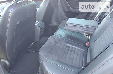 Седан Volkswagen Passat 2012 в 