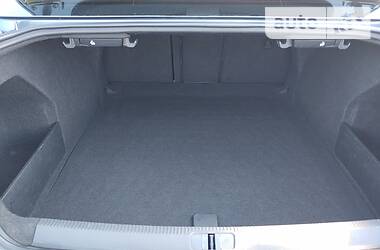 Седан Volkswagen Passat 2012 в 
