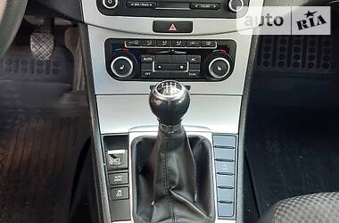 Універсал Volkswagen Passat 2011 в 