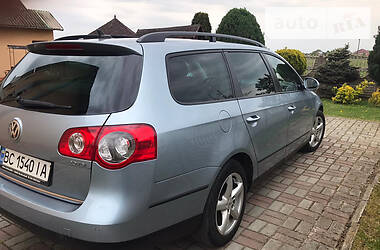 Універсал Volkswagen Passat 2008 в 