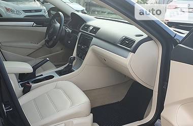 Седан Volkswagen Passat 2012 в 