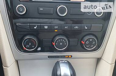 Седан Volkswagen Passat 2012 в 
