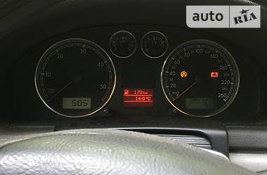 Універсал Volkswagen Passat 2001 в 