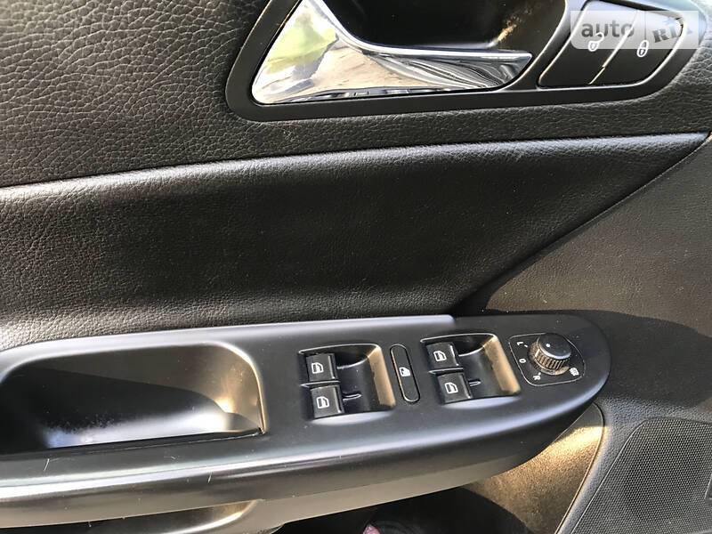 Універсал Volkswagen Passat 2006 в Рівному фото 19 Універсал Volkswagen Passat 2006 в Рівному
