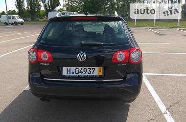 Универсал Volkswagen Passat 2009 в Житомире