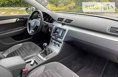 Седан Volkswagen Passat 2014 в Луцке