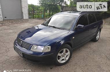 Універсал Volkswagen Passat 1999 в 