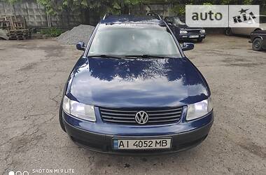Універсал Volkswagen Passat 1999 в 
