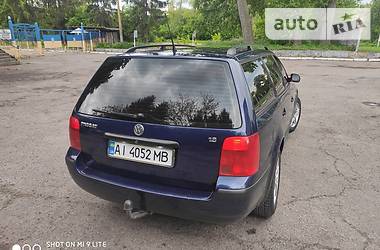 Універсал Volkswagen Passat 1999 в 