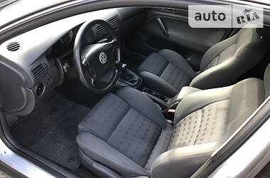 Универсал Volkswagen Passat 2005 в 