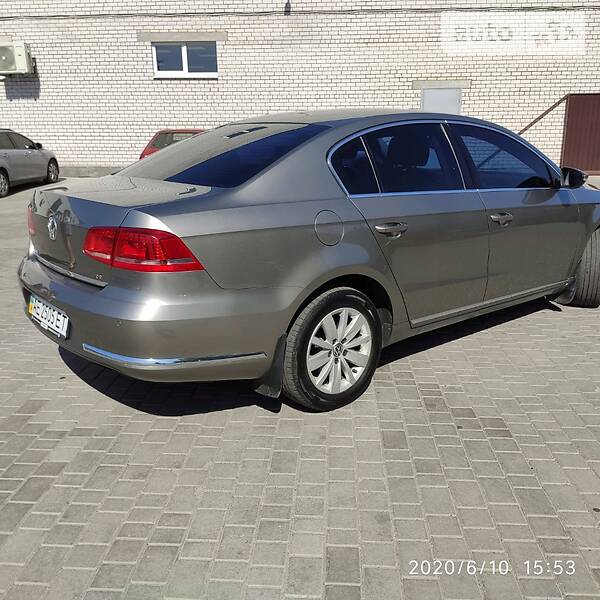Седан Volkswagen Passat 2012 в Дніпрі фото 10 Седан Volkswagen Passat 2012 в Дніпрі