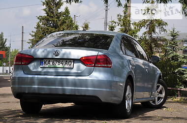 Седан Volkswagen Passat 2012 в 