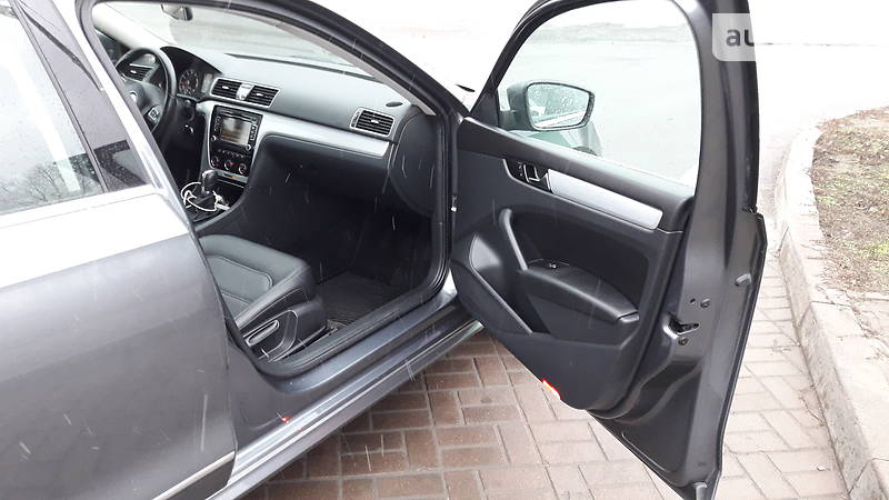 Седан Volkswagen Passat 2012 в Києві фото 8 Седан Volkswagen Passat 2012 в Києві