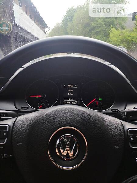 Універсал Volkswagen Passat 2012 в Тернополі
