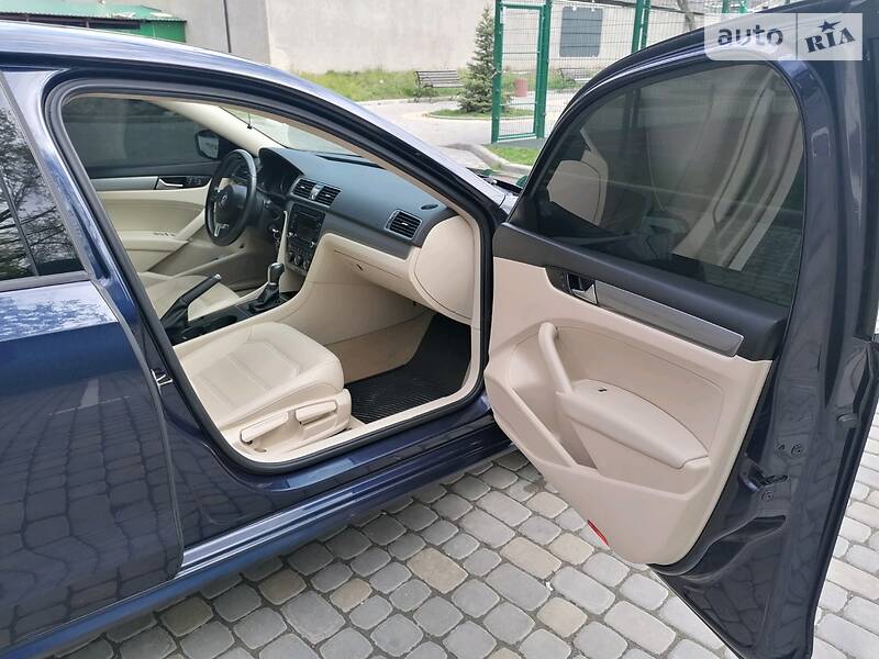 Седан Volkswagen Passat 2014 в Вінниці