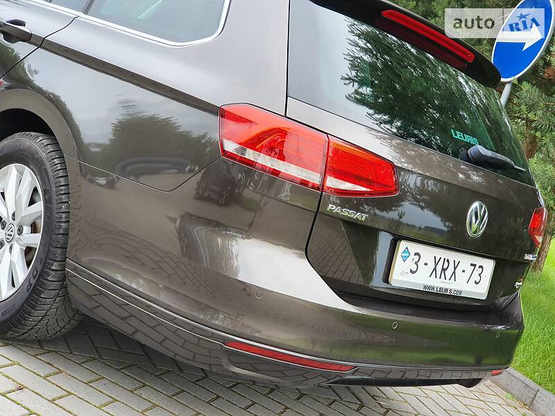 Універсал Volkswagen Passat 2015 в Дрогобичі