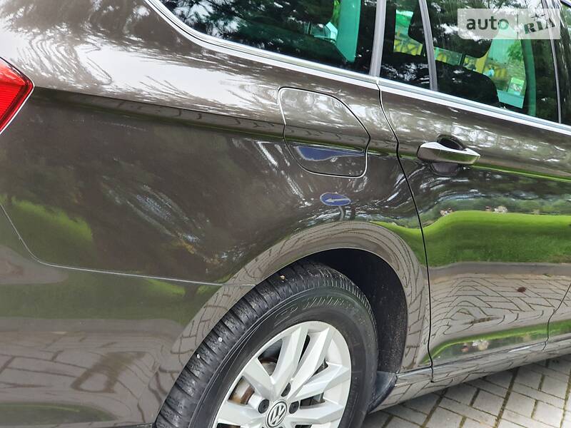 Універсал Volkswagen Passat 2015 в Дрогобичі