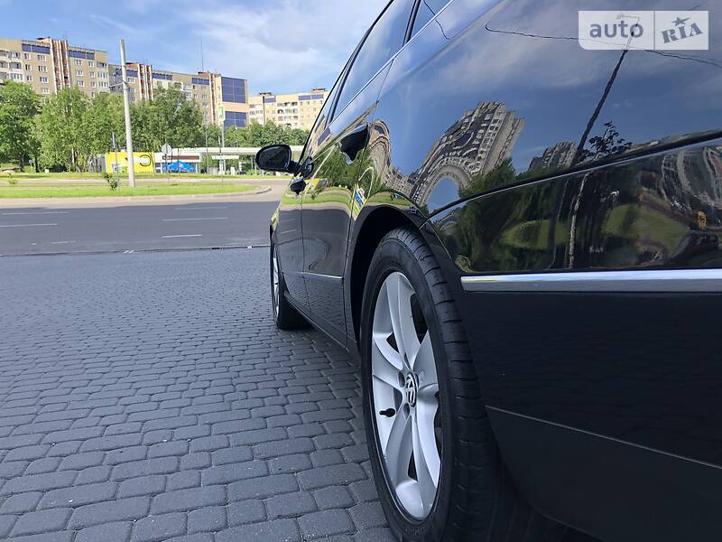 Універсал Volkswagen Passat 2010 в Львові фото 53 Універсал Volkswagen Passat 2010 в Львові