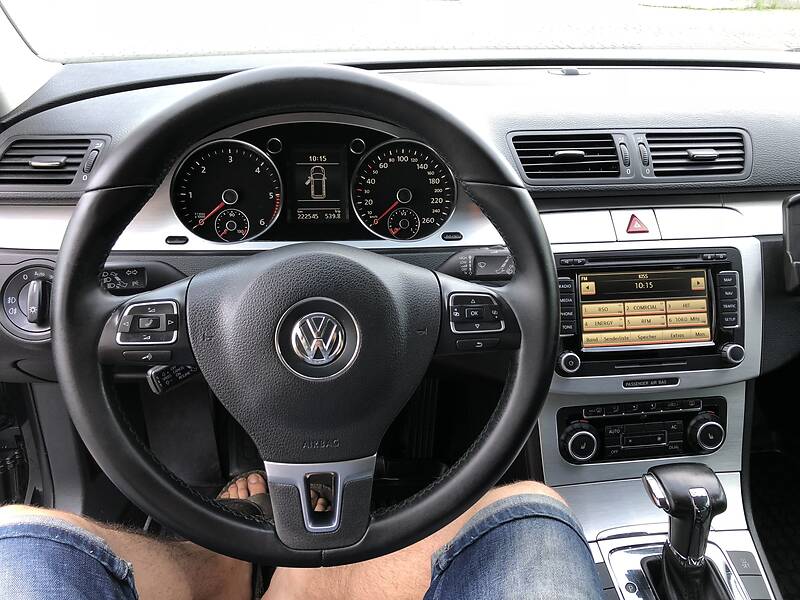 Універсал Volkswagen Passat 2010 в Львові фото 63 Універсал Volkswagen Passat 2010 в Львові