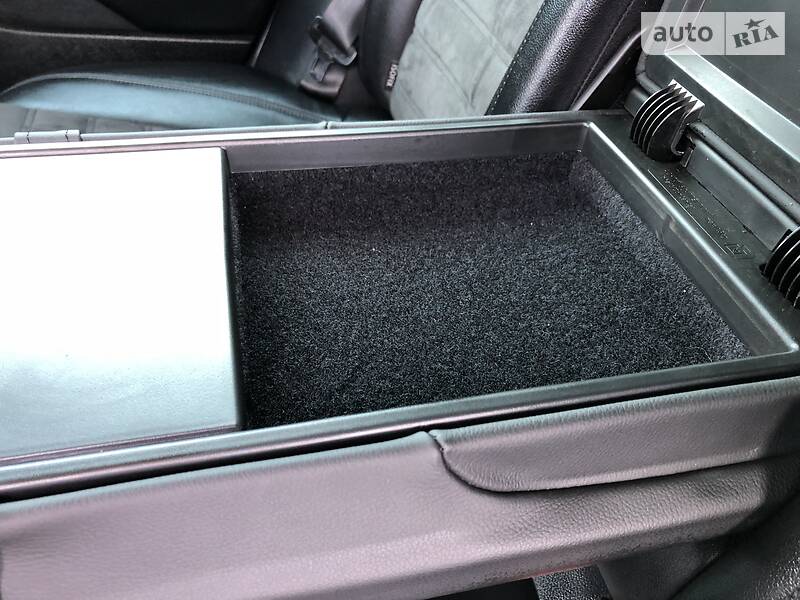 Універсал Volkswagen Passat 2010 в Львові фото 81 Універсал Volkswagen Passat 2010 в Львові