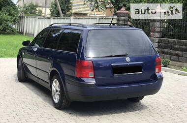 Хетчбек Volkswagen Passat 1999 в 